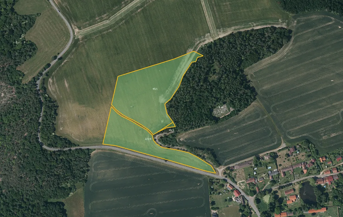 Prodej pole 40574 m²